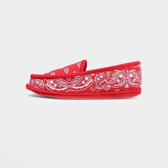 Goat Crew New In Box Red White  Bandana House Shoes Slippers Size 11 main image 9
